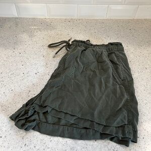 Loft Green Tie Shorts XL